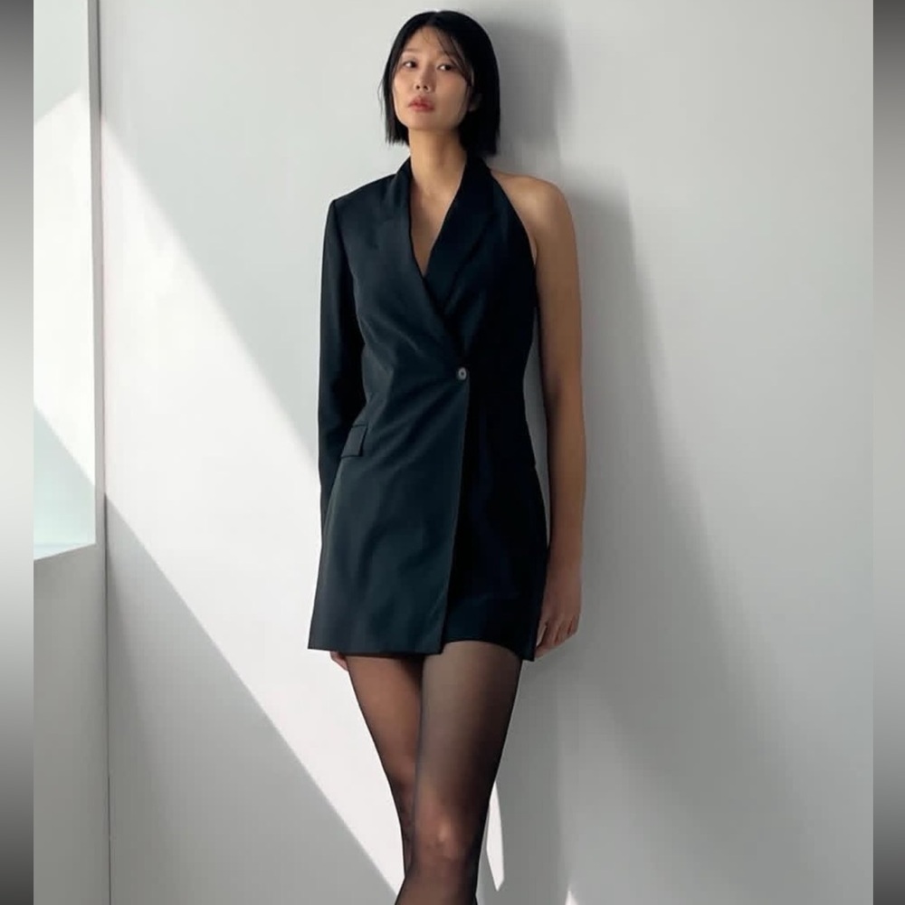 * $139 NWT Zara asymmetric Women's Black blazer Suit dress Jacket size S